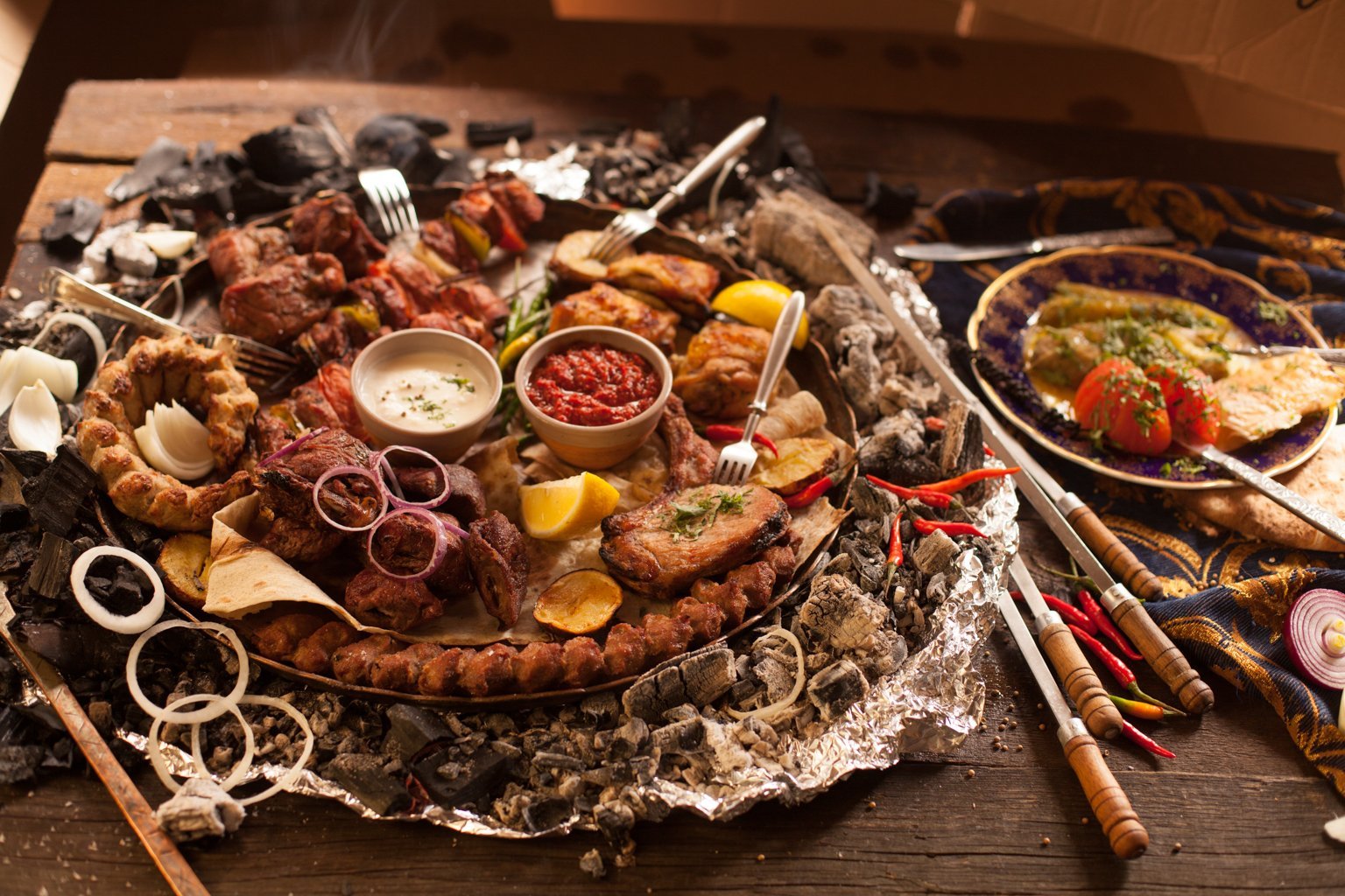 Рпг еда. Национальная еда Армении. Национальная кухня Армении хоровац. Армения Ереван кухня.