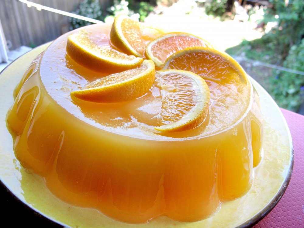 Апельсиновый десерт с желатином