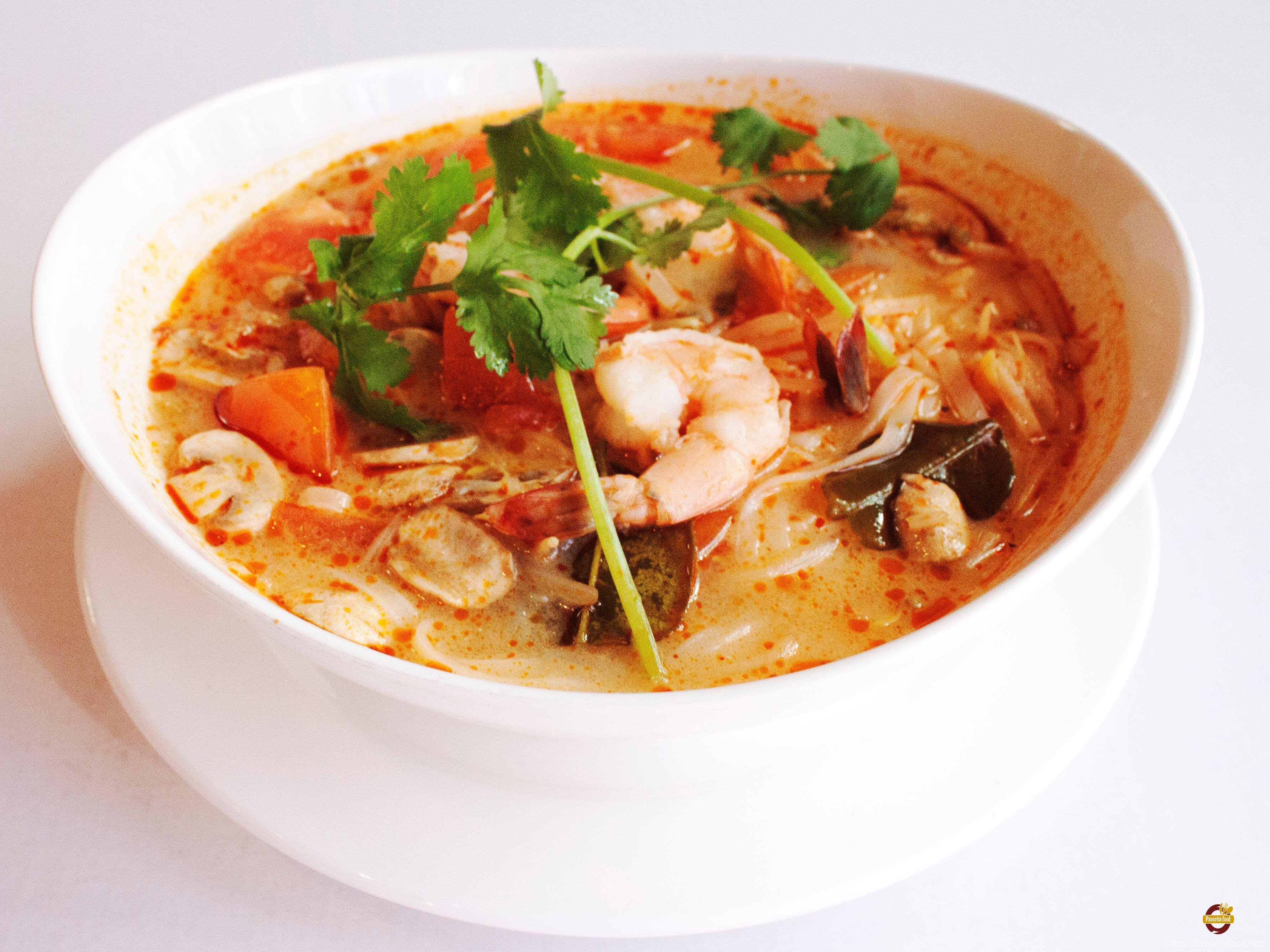 Суп том янг. Tom Yum суп. Тайский суп том ям с креветками. Суп Tom Yum (том ям). Том ям кунг (Tom Yum Kung).