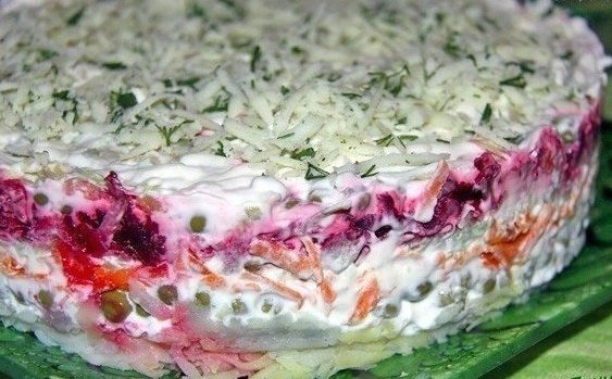 Домашний слоёный салат