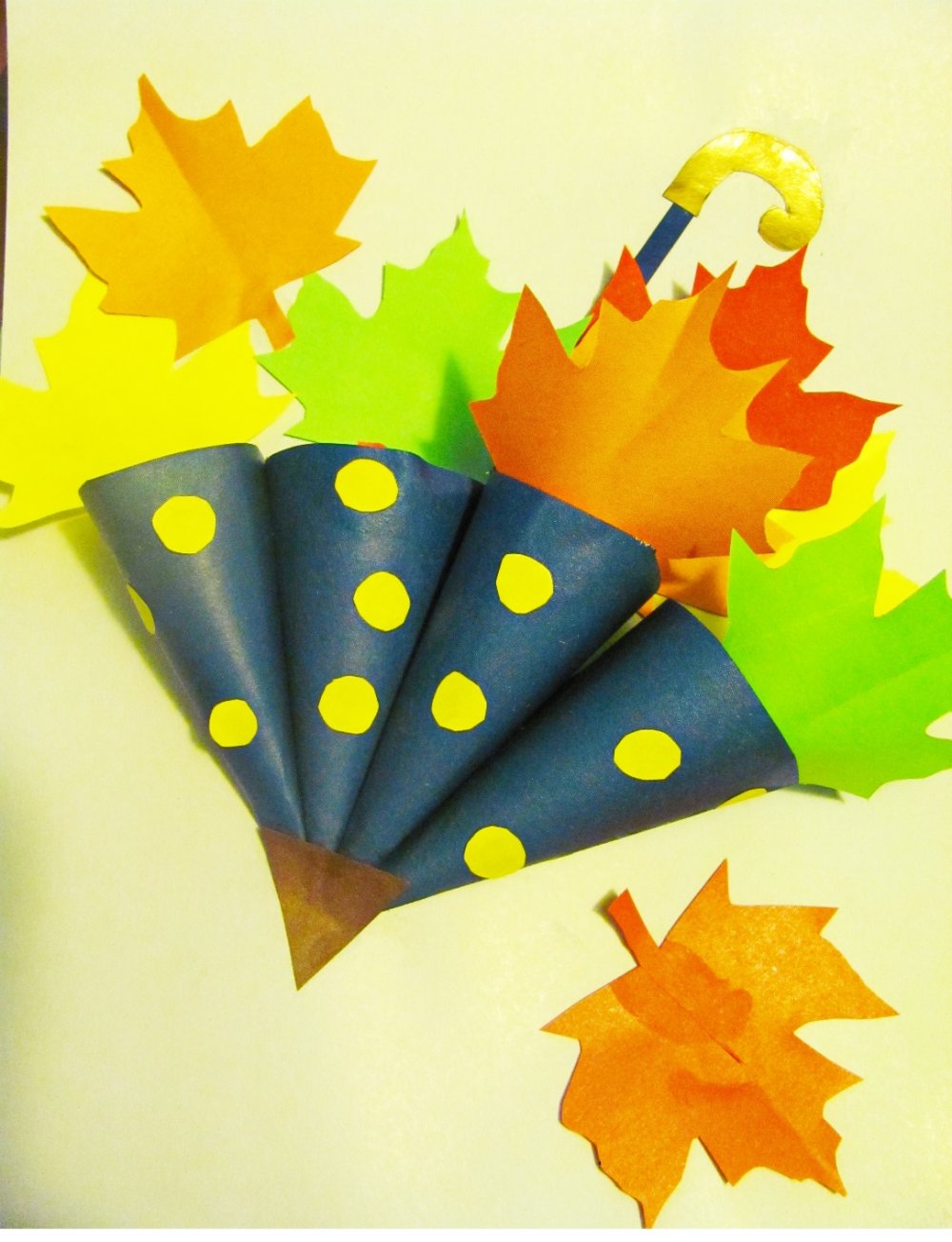 Поделка зонтик из цветной бумаги